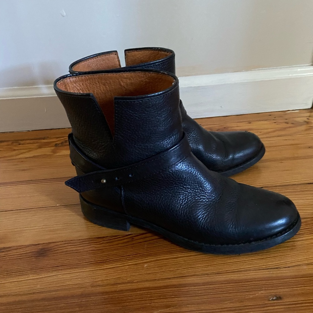 Madewell biker boots 6.5